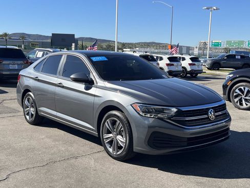 Certified 2023 Volkswagen Jetta SE image 26