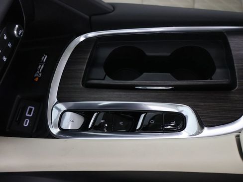 Used 2023 Buick Enclave Avenir w/ Avenir Technology Package FWD image 60