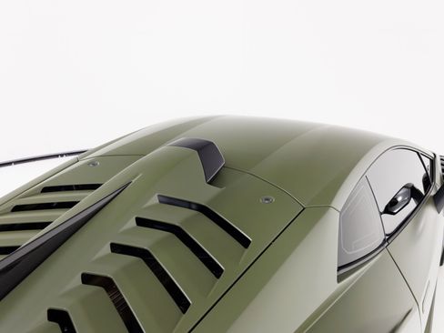 Used 2022 Lamborghini Huracan STO image 59