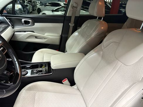 Used 2021 Kia Sorento S FWD image 20