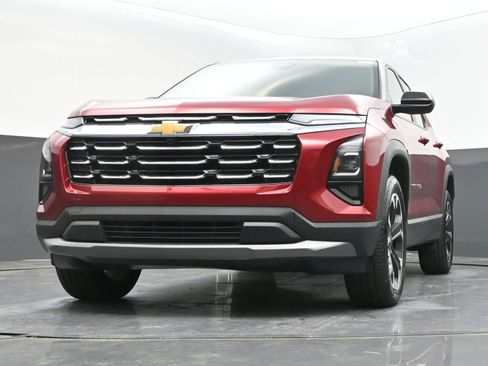 Used 2026 Chevrolet Equinox LT AWD/4WD image 35