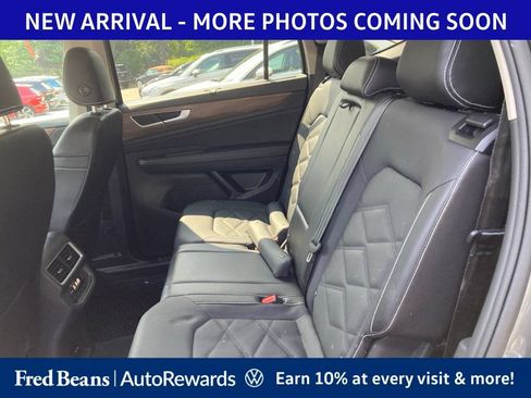 Used 2024 Volkswagen Atlas SE AWD/4WD image 10
