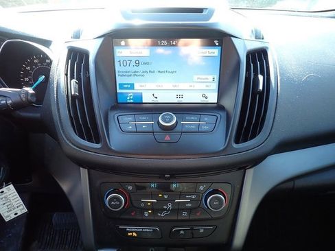 Used 2018 Ford Escape SEL image 14