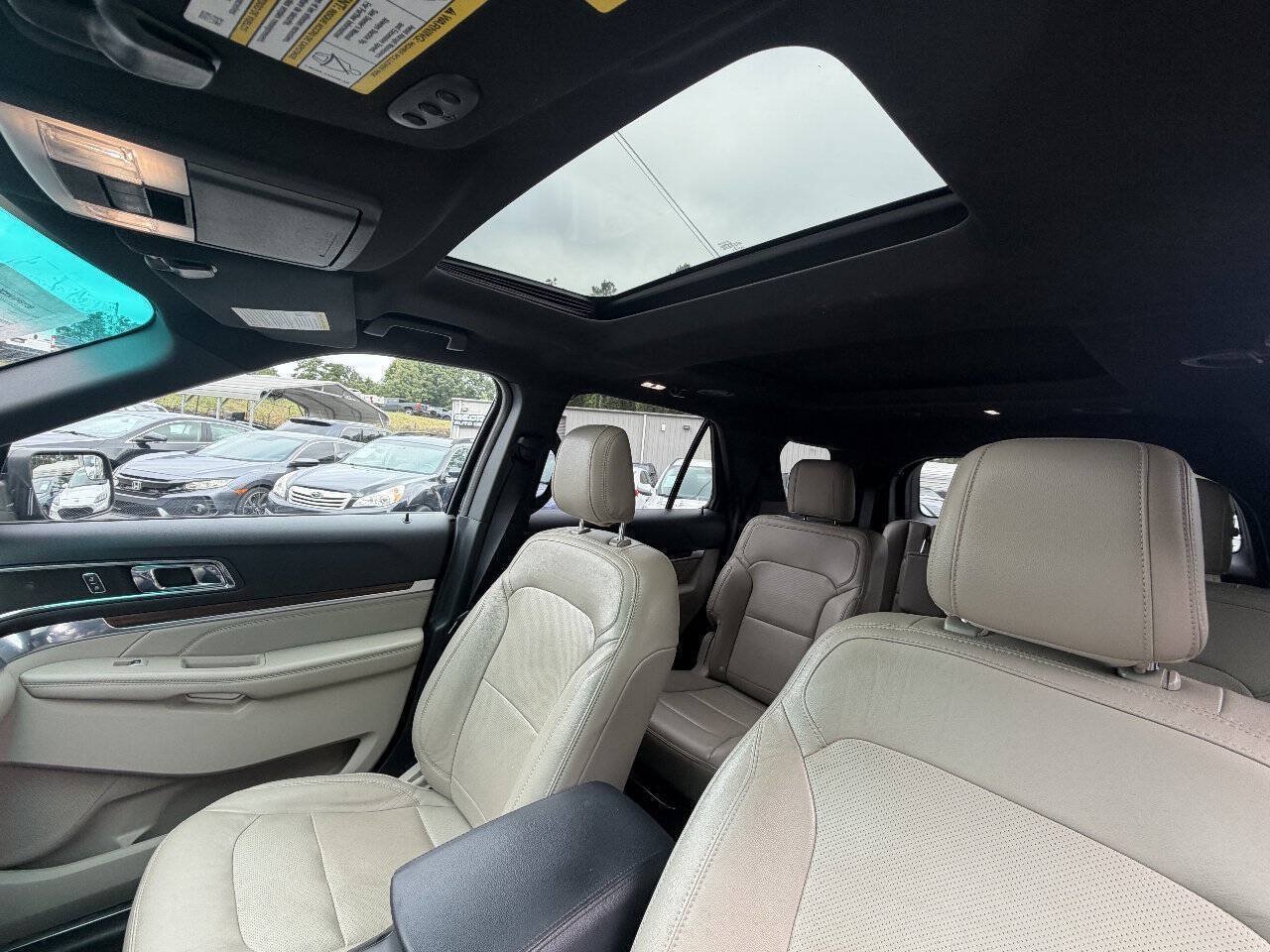 Used 2018 Ford Explorer Limited FWD image 25
