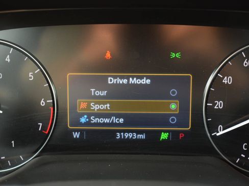 Used 2021 Buick Envision Preferred FWD image 29