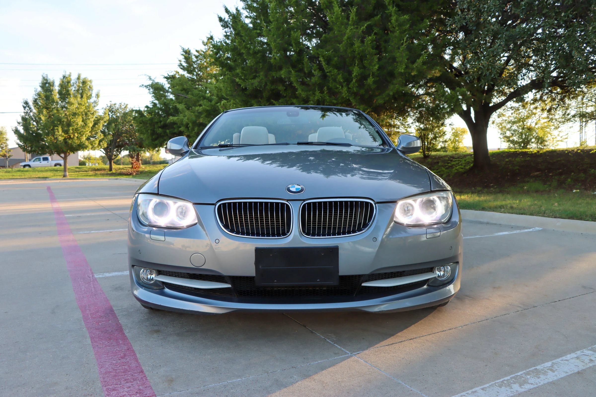 Used 2013 BMW 328i Convertible RWD image 2