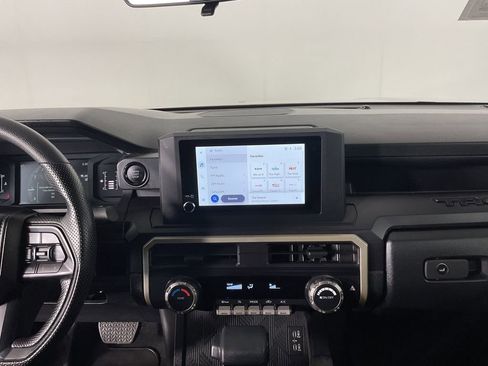 Used 2025 Toyota Tacoma SR image 15