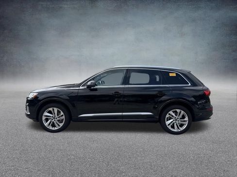 Used 2021 Audi Q7 2.0T Premium w/ Convenience Package AWD/4WD image 2
