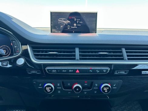 Used 2017 Audi Q7 3.0T Premium Plus AWD/4WD image 25