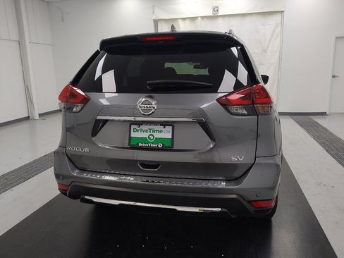 Used 2019 Nissan Rogue SV FWD image 7