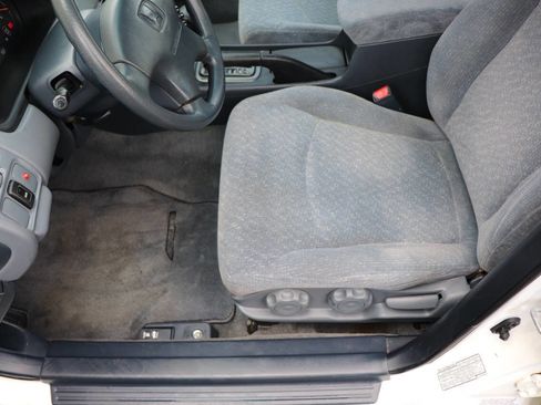 Used 2001 Honda Accord LX image 22