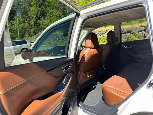 Used 2019 Subaru Forester Touring w/ Popular Package #3 AWD/4WD image 12