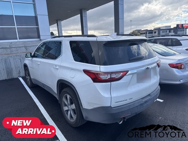 Used 2019 Chevrolet Traverse LT w/ LT Premium Package AWD/4WD image 13