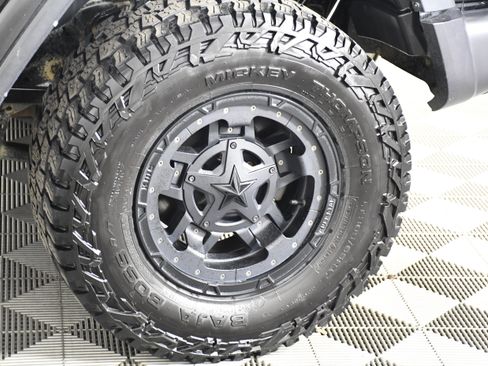 Used 2021 Jeep Wrangler Unlimited Sahara w/ Uconnect 4C Nav & Sound Group AWD/4WD image 50