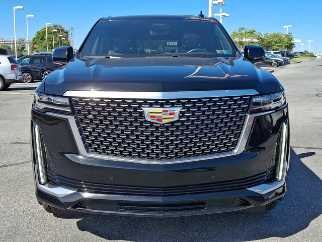Used 2023 Cadillac Escalade Premium Luxury AWD/4WD image 2