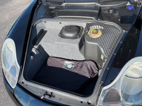 Used 2000 Porsche 911 Carrera 4 image 65