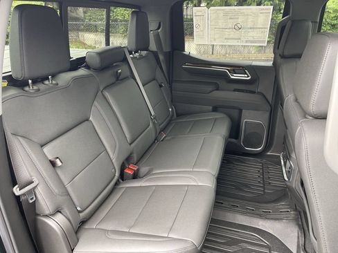 New 2026 GMC Sierra 1500 Elevation w/ Elevation Premium Package AWD/4WD image 28
