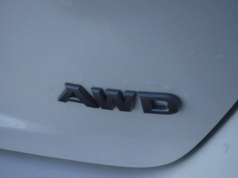 Used 2024 Nissan Altima 2.5 SR w/ SR Premium Package image 10