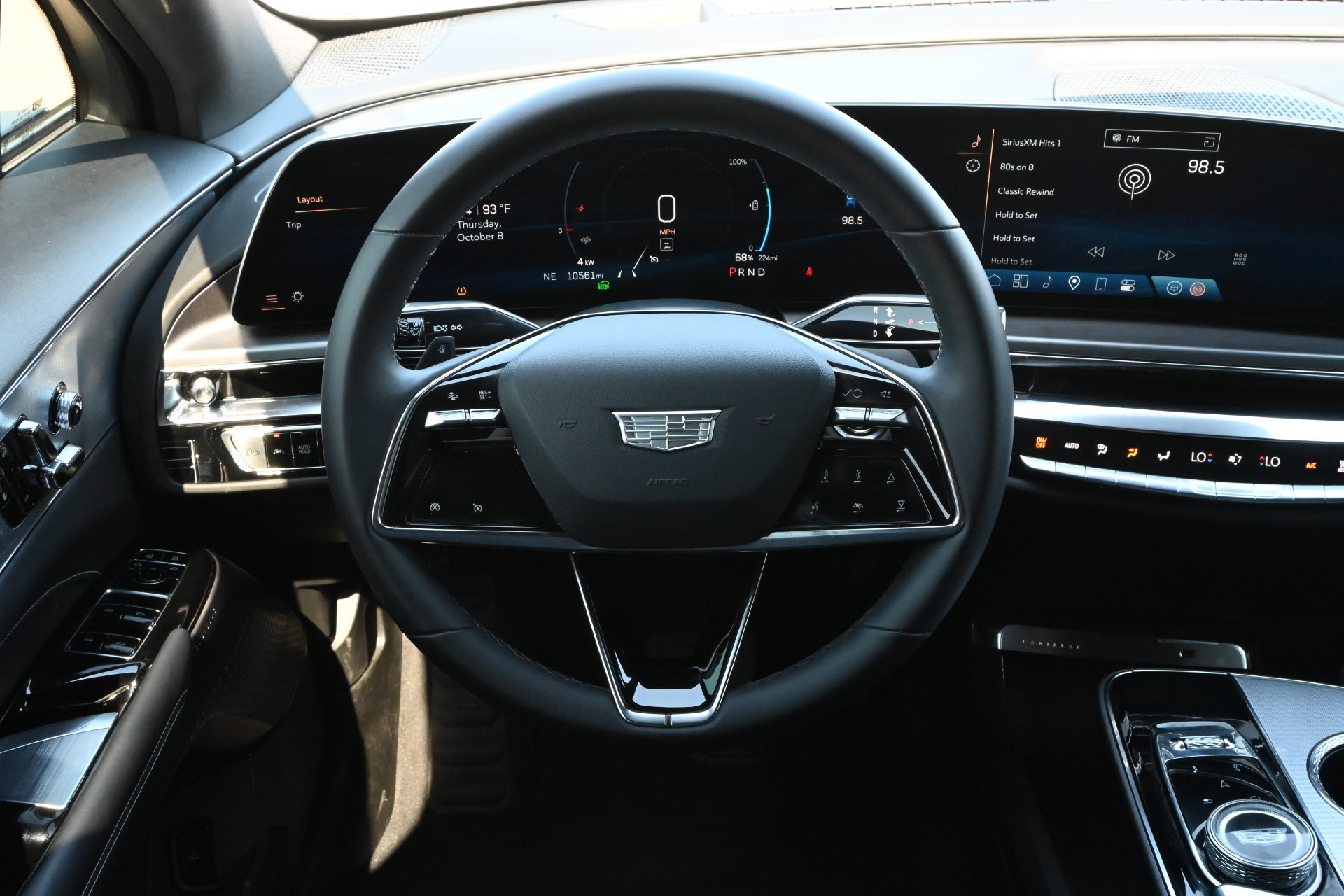 Used 2024 Cadillac Lyriq Tech RWD image 11