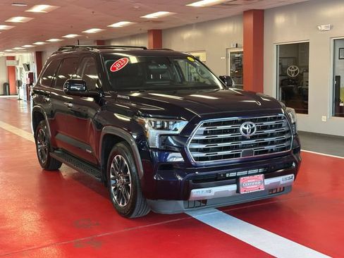 Certified 2023 Toyota Sequoia Limited AWD/4WD image 2
