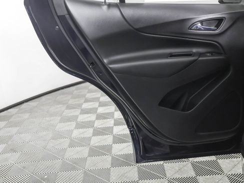 Used 2020 Chevrolet Equinox LT image 36