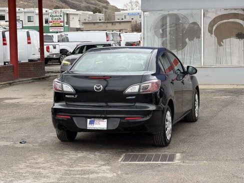 Used 2013 MAZDA MAZDA3 i Sport image 3