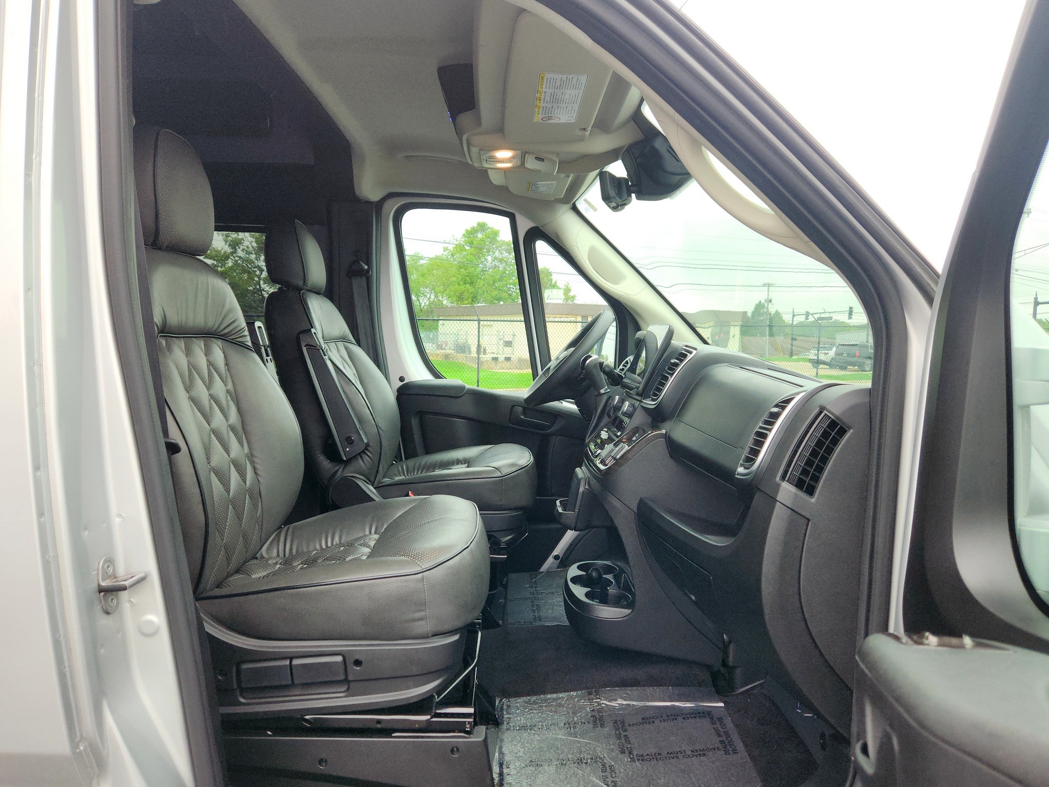 Used 2023 RAM ProMaster 2500 w/ Premium Convenience Group (B) FWD image 37
