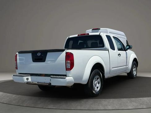 Used 2017 Nissan Frontier S RWD image 6