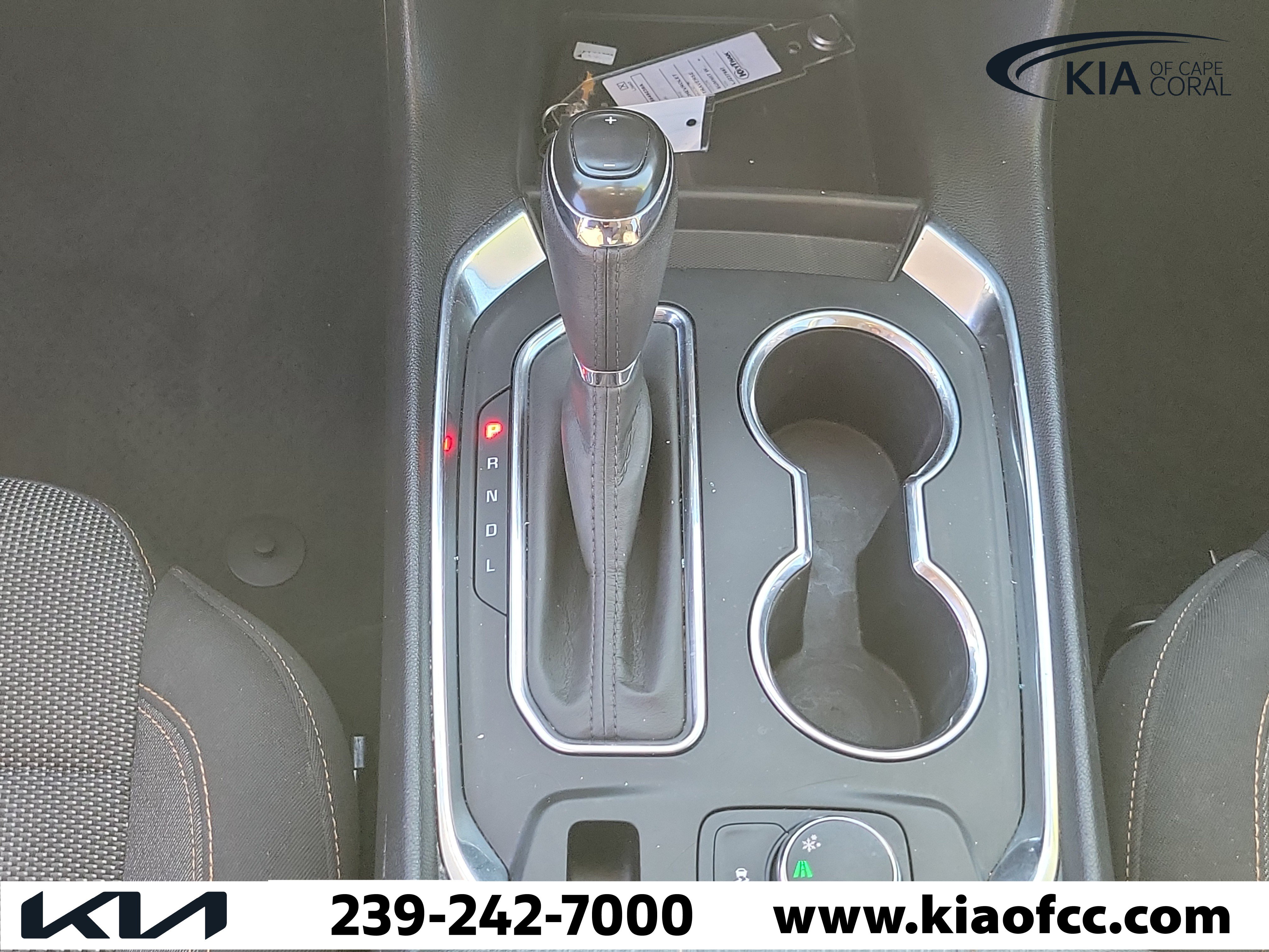 Used 2020 Chevrolet Traverse LT FWD image 20