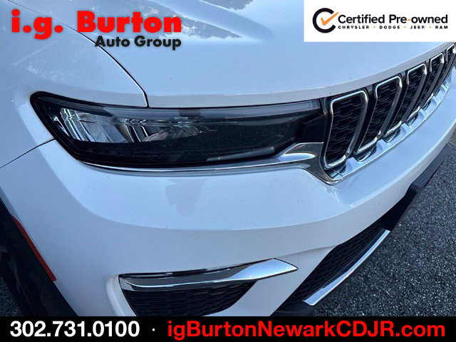 Used 2023 Jeep Grand Cherokee Limited AWD/4WD image 6