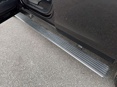 Used 2020 Ford Expedition Platinum image 12