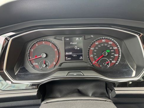 Used 2019 Volkswagen Jetta SE w/ Cold Weather Package image 12