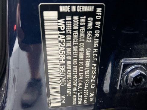 Used 2017 Porsche Macan Turbo image 29