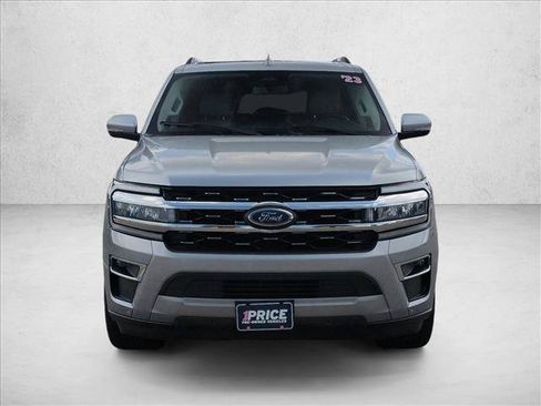 Used 2023 Ford Expedition Limited RWD image 2