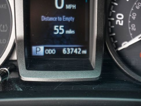 Used 2023 Toyota Tacoma TRD Off-Road RWD image 30