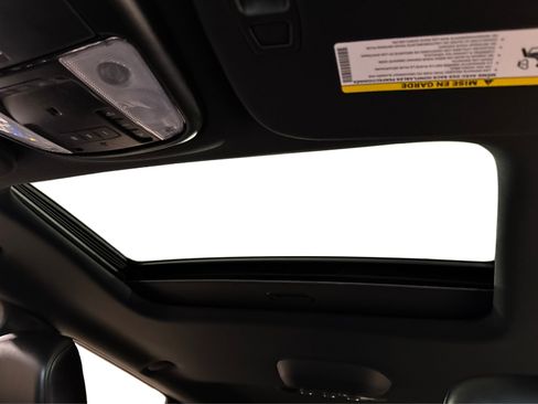 Used 2025 Dodge Durango R/T AWD/4WD image 37
