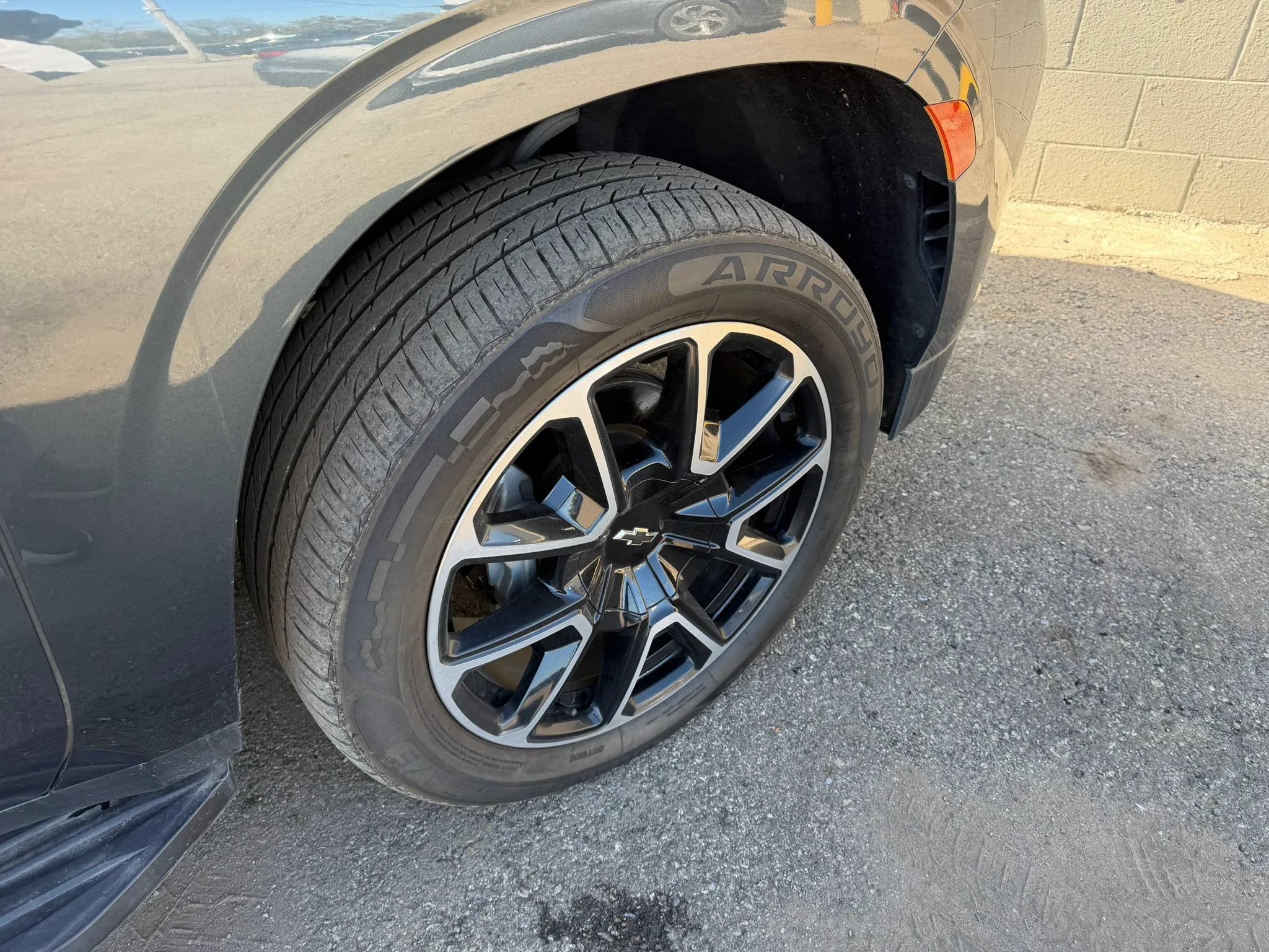 Used 2021 Chevrolet Tahoe RST w/ Rear Media and Nav Package AWD/4WD image 24