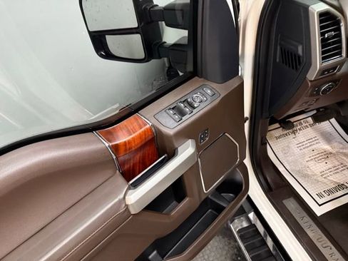Used 2022 Ford F350 King Ranch w/ Chrome Package image 18
