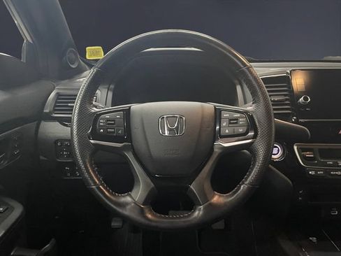 Certified 2024 Honda Ridgeline Black Edition image 12