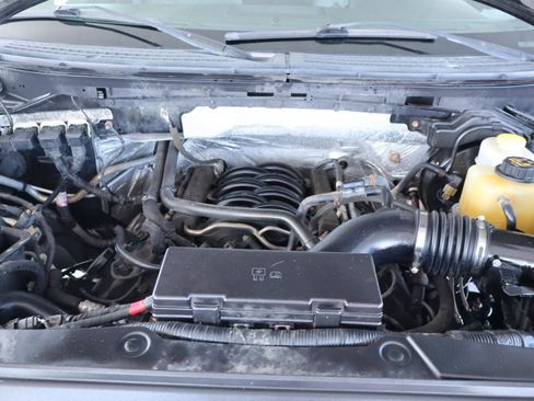 Used 2014 Ford F150 XLT w/ Trailer Tow Package image 38