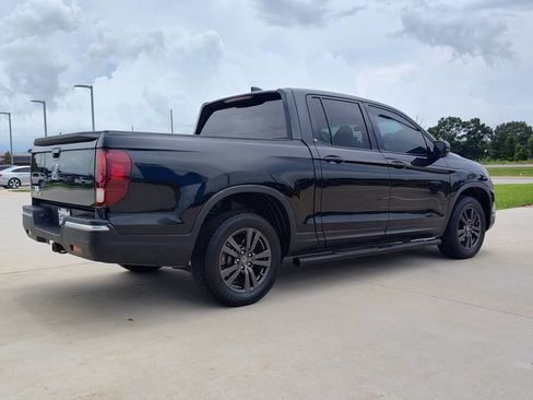 Used 2019 Honda Ridgeline Sport image 10