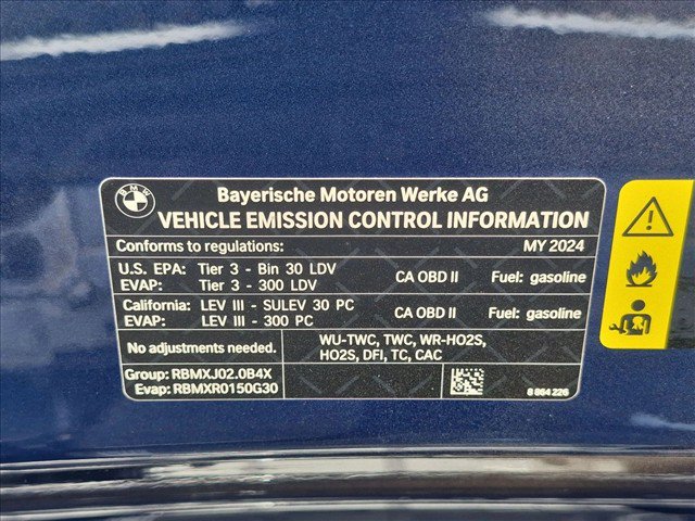 Used 2024 BMW 330i Sedan w/ Premium Package RWD image 17