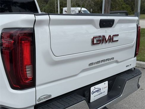 Used 2024 GMC Sierra 1500 SLT image 11