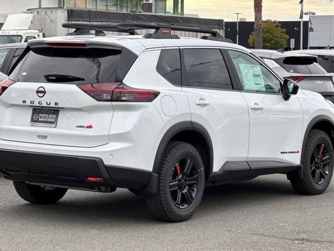 New 2026 Nissan Rogue SV image 4