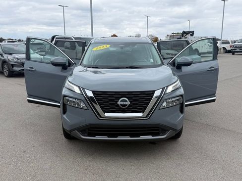 Used 2023 Nissan Rogue SL image 27
