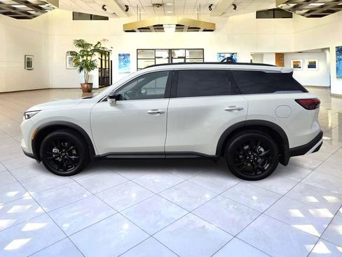 Certified 2025 INFINITI QX60 Luxe w/ Black Edition AWD/4WD image 4