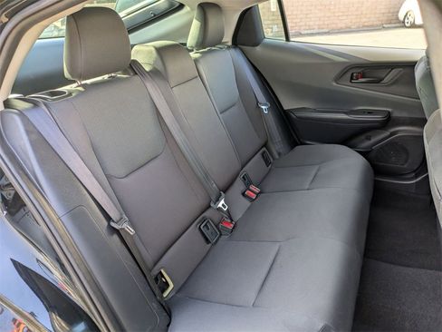 Used 2025 Toyota Prius LE image 27