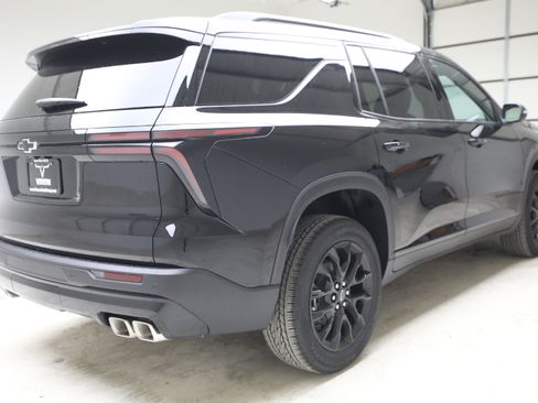 New 2026 Chevrolet Traverse LT w/ Midnight/Sport Edition FWD image 5