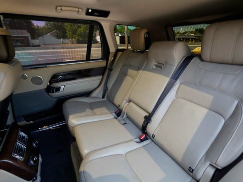 Used 2019 Land Rover Range Rover Long Wheelbase Supercharged AWD/4WD image 29