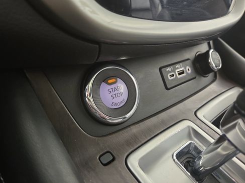 Used 2020 Nissan Murano Platinum image 26